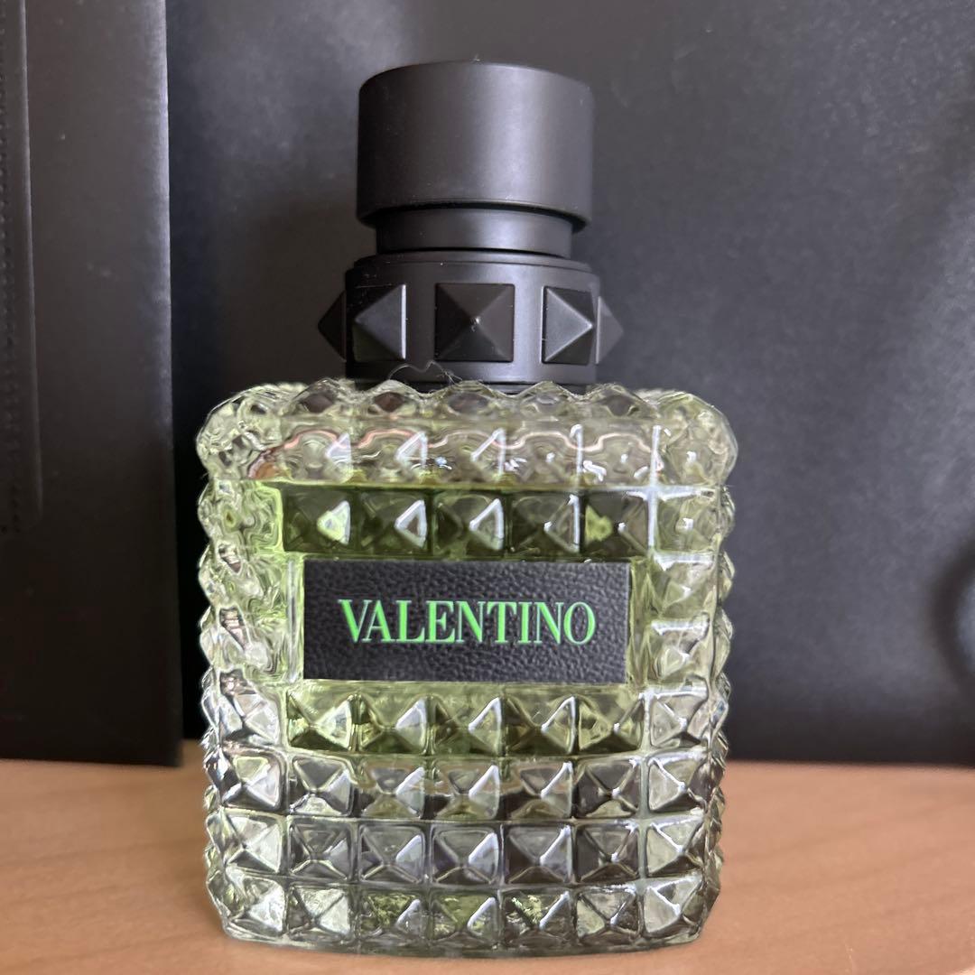 VALENTINOヴァレンティノ