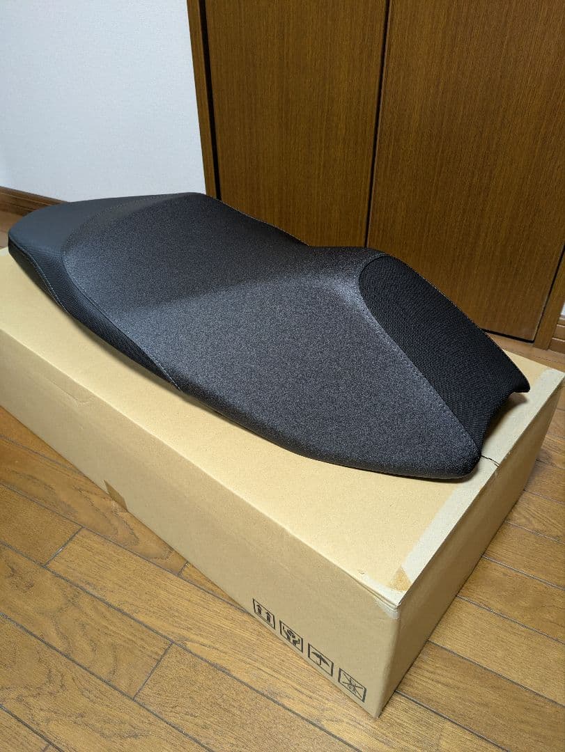 【新車外し】ホンダPCX125/160バイク用スポーツシート ブラック 未使用