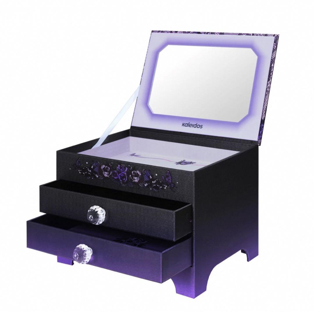 海外限定日本未発売Kaleidos 万花鏡 スモークレースメイクボックス
