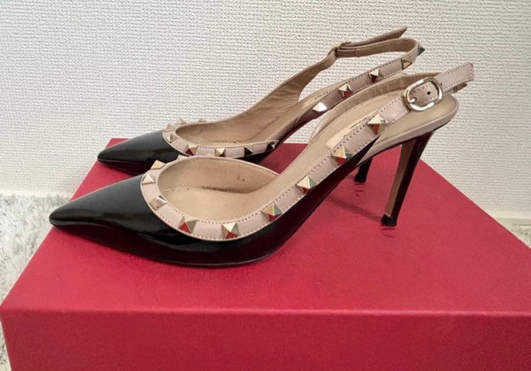 【美品】ヴァレンティノ アンクルストラップ　エナメル　パンプス　25cm