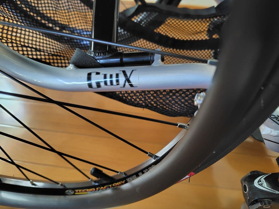 車椅子（自走式）OXエンジニアリング　GWX III　シルバーフレーム