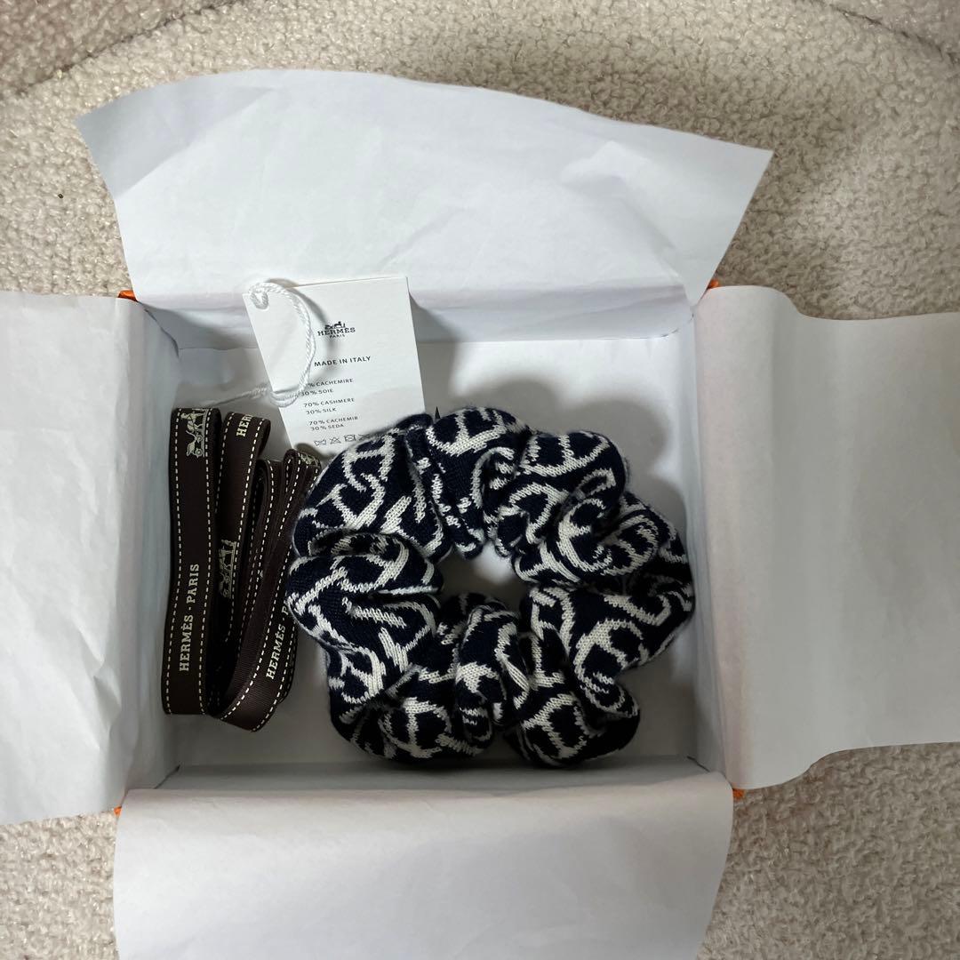 シュシュ　エルメス