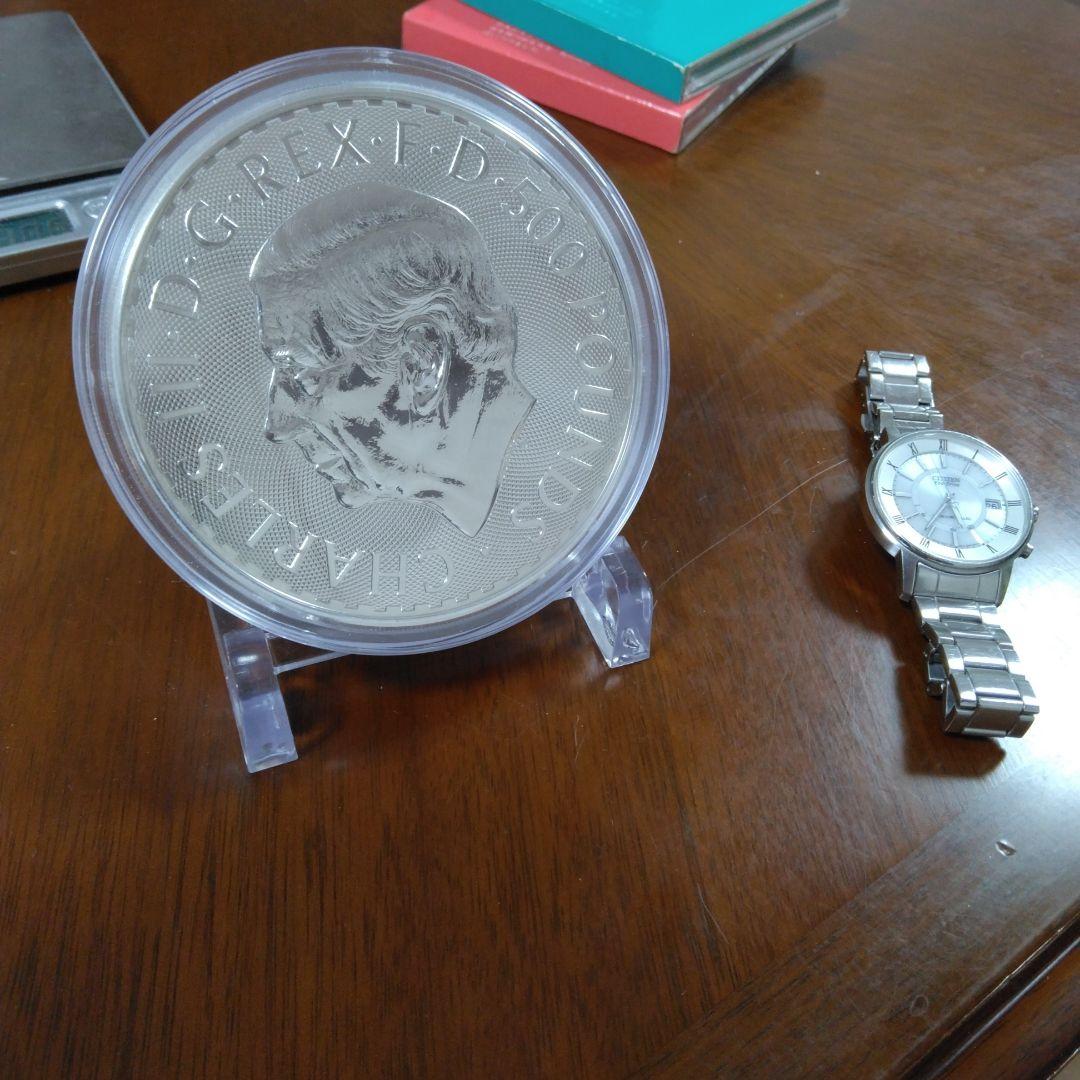 保証書付き重量１KG　英国５００ポンド　ブリタニア銀貨