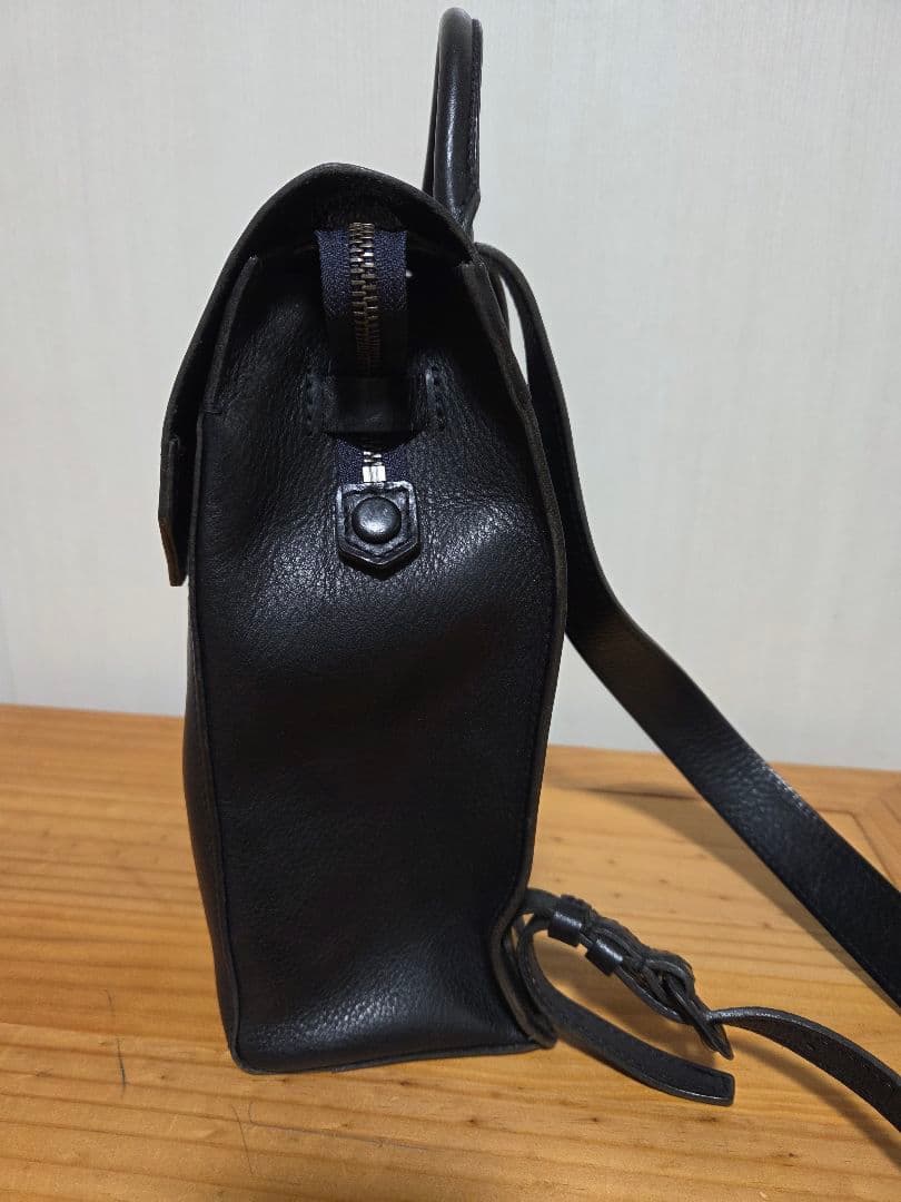 genten ミネルヴァ コンパクトリュック(ブラック) 　ランドセル　牛革