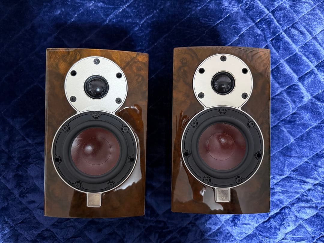 スピーカー・ウーファー DALI Menuet SE