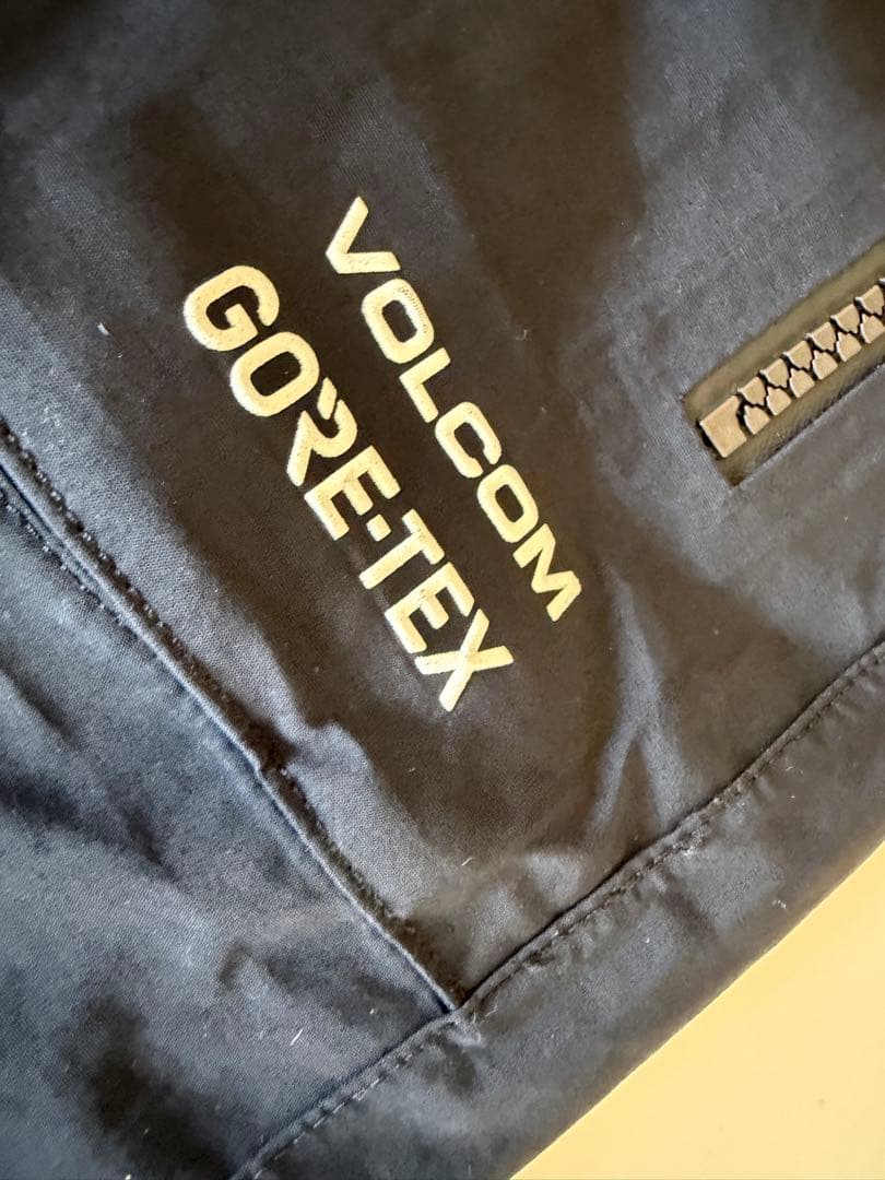 ボルコム　ゴアテックス　ガイドジャケット　ビブパンツ　L volcom