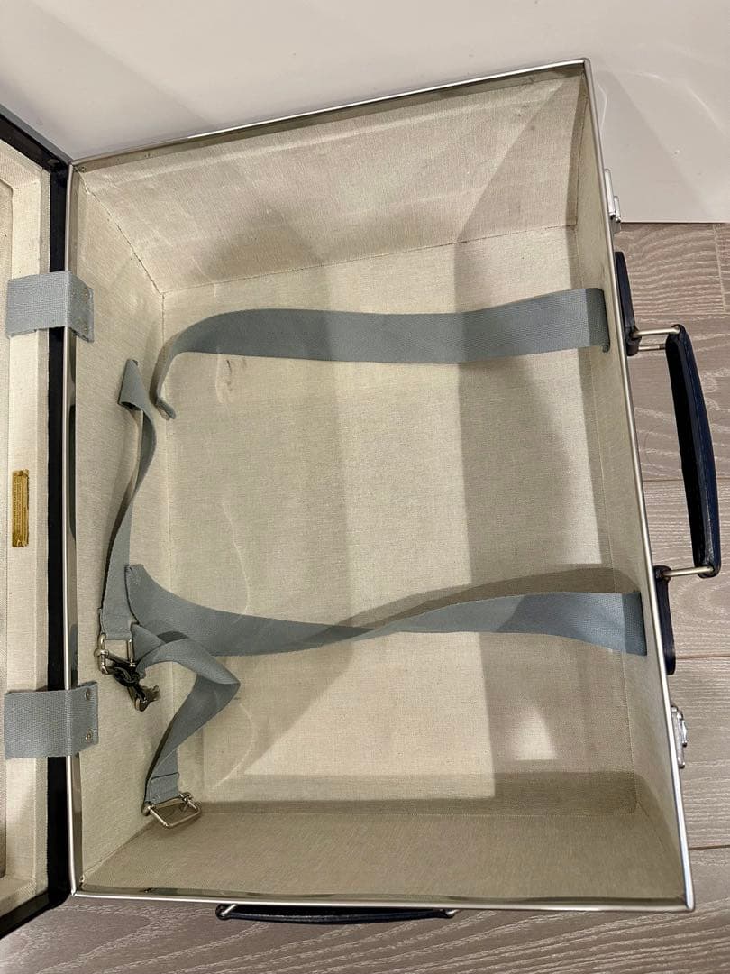 グローブトロッター ネイビーブルー ハードケース