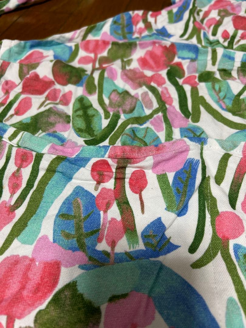 フィンレイソン花柄エプロン　フィンランド