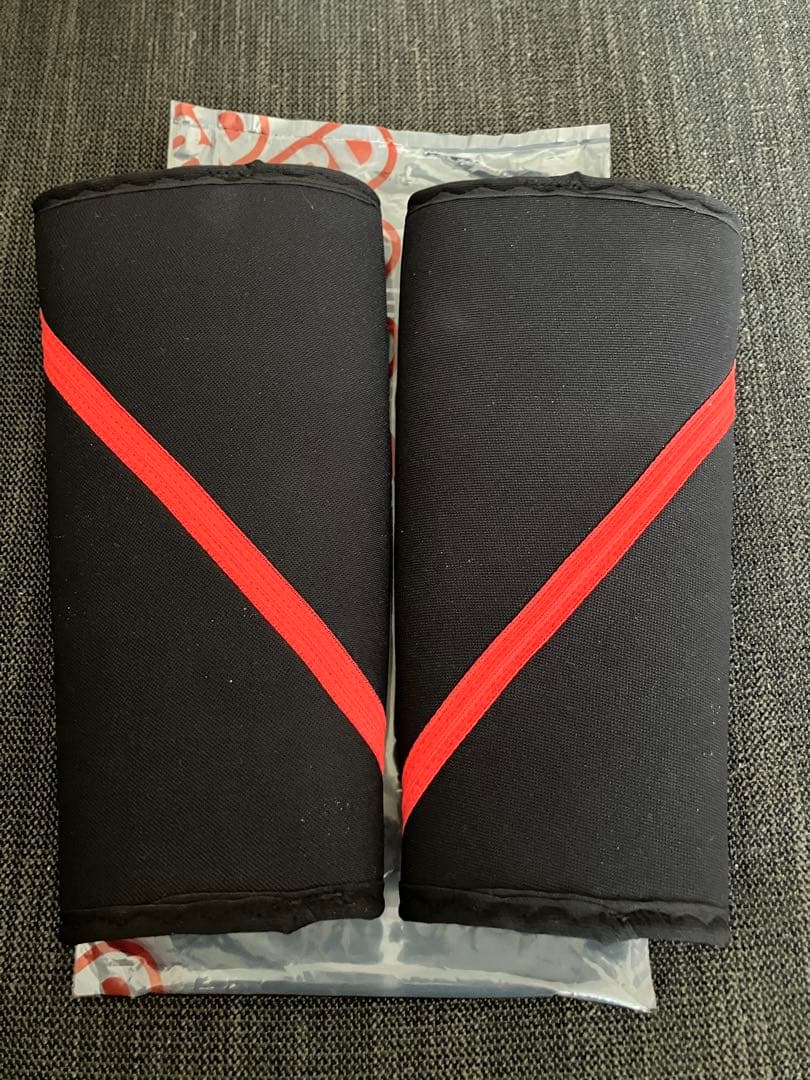 ★最終値下げ★【美品】SBDニースリーブ　サイズXS/赤黒