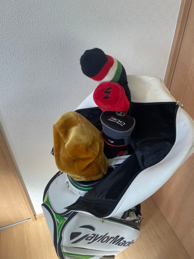 クラブフルセット　ブリヂストン　テーラーメイド　キャディーバック付き