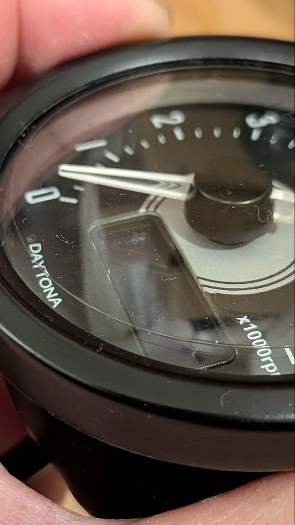 デイトナ VELONA 電気式タコメーター 60φ/8000rpm/ブラック