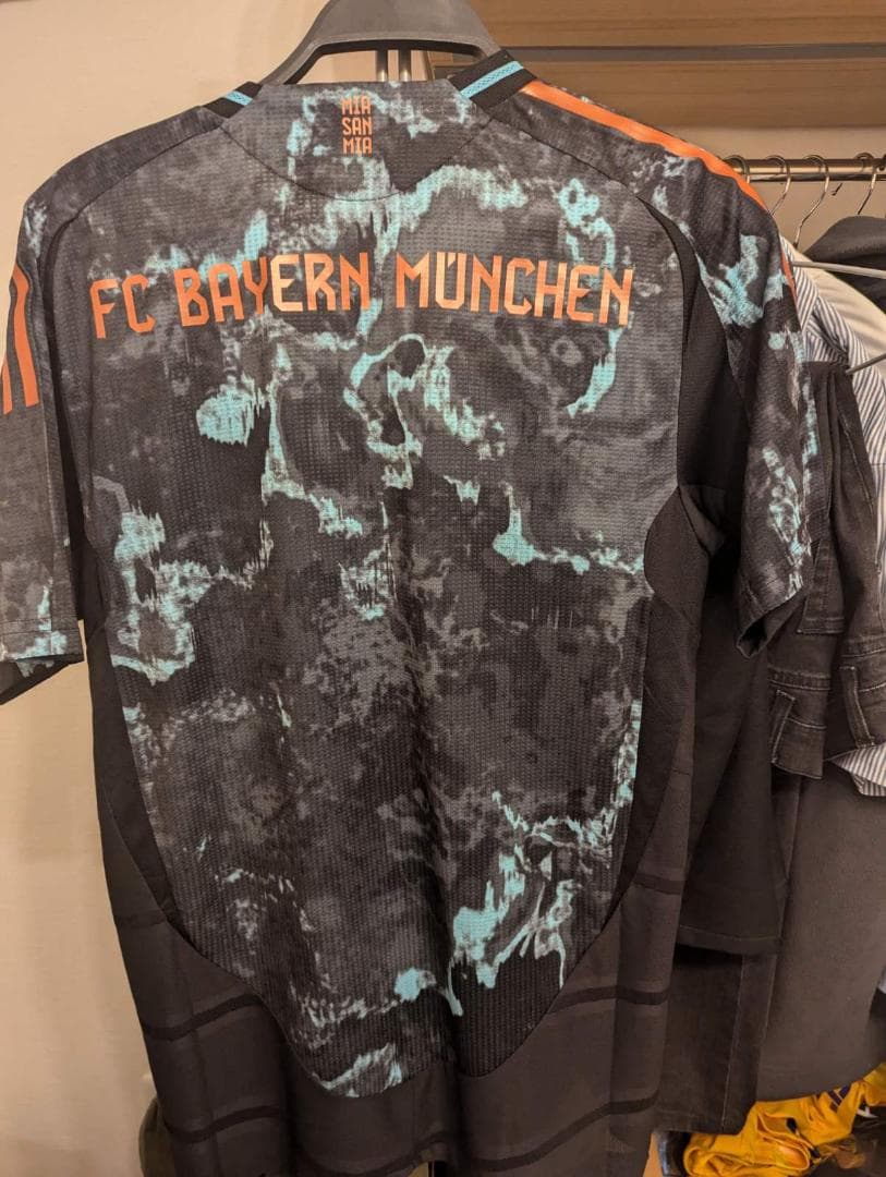 【新品未使用】FCバイエルン 24/25 アウェイ オーセンユニフォーム XL