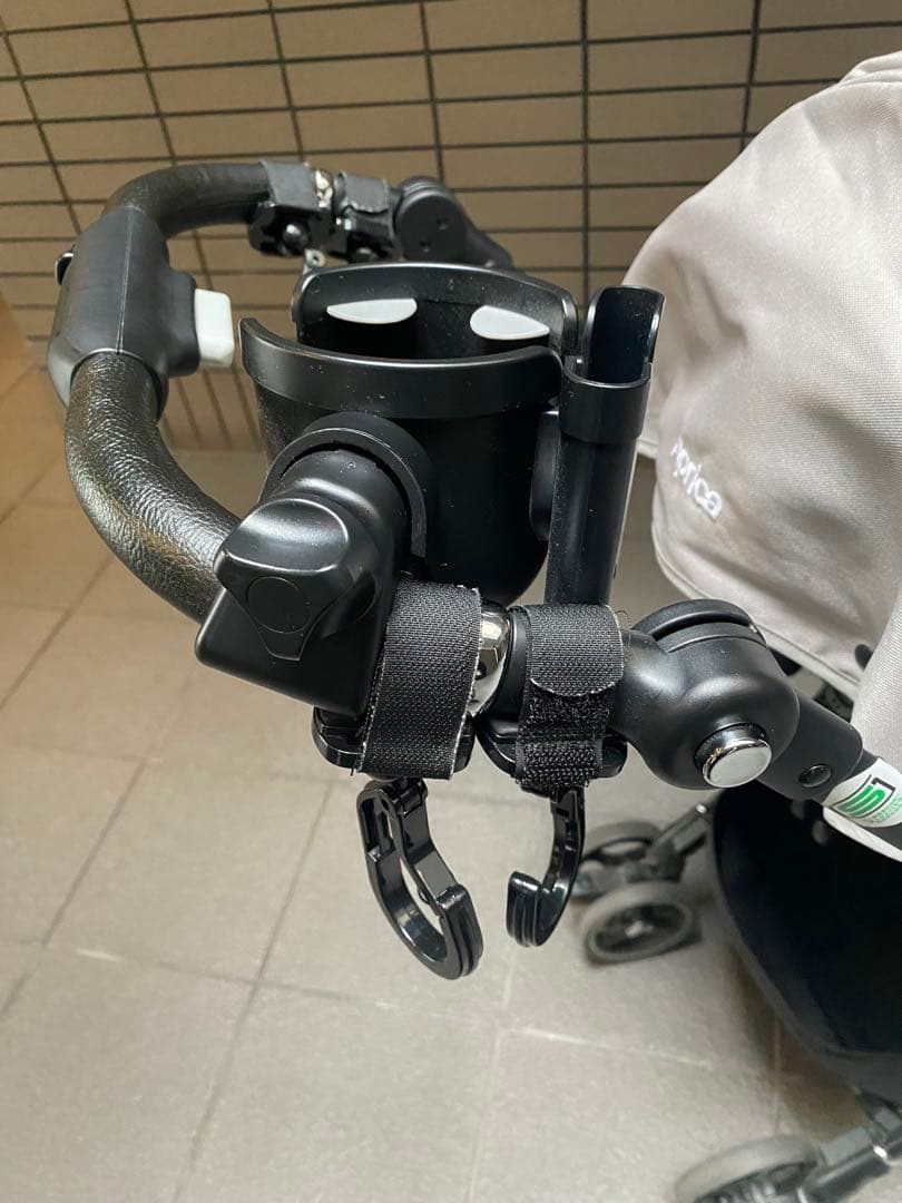 ラクーナクッションフリープラス Aprica ベビーカー