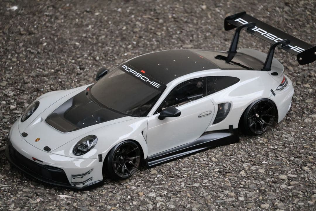 タミヤ 1/10 ポルシェ GT3 R (992) 未使用　実車塗料　ボディ