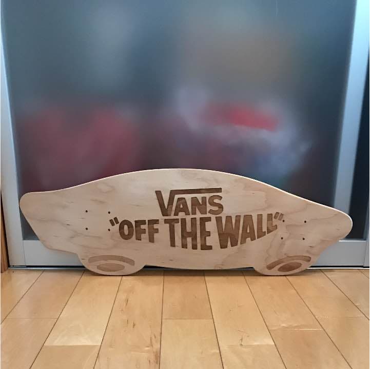 バンズ  スケボー  デッキ  看板  サイン