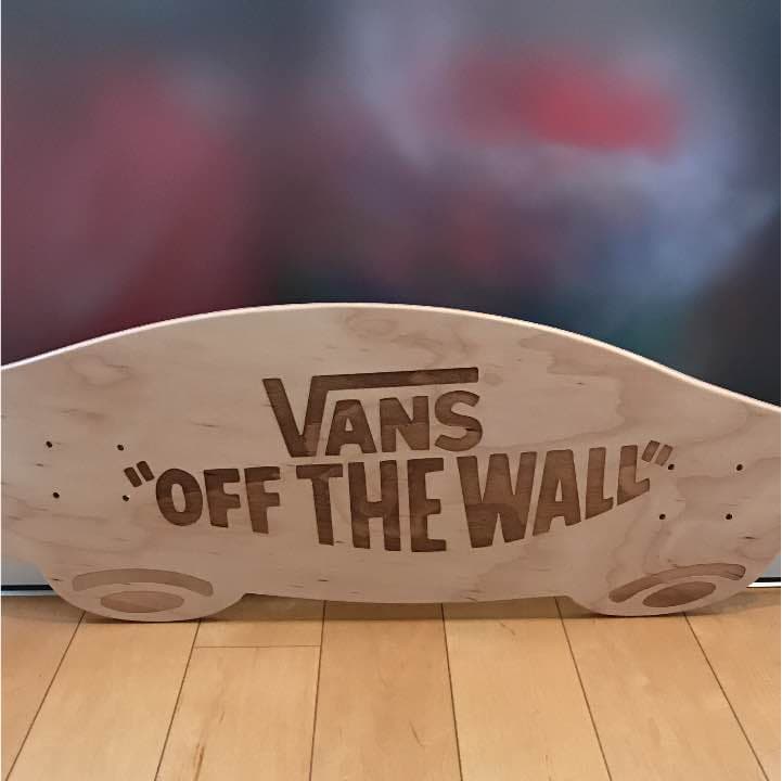 バンズ  スケボー  デッキ  看板  サイン