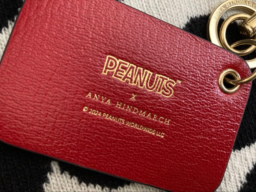 新品　アニヤハインドマーチ × スヌーピー　チャーム　キーホルダー