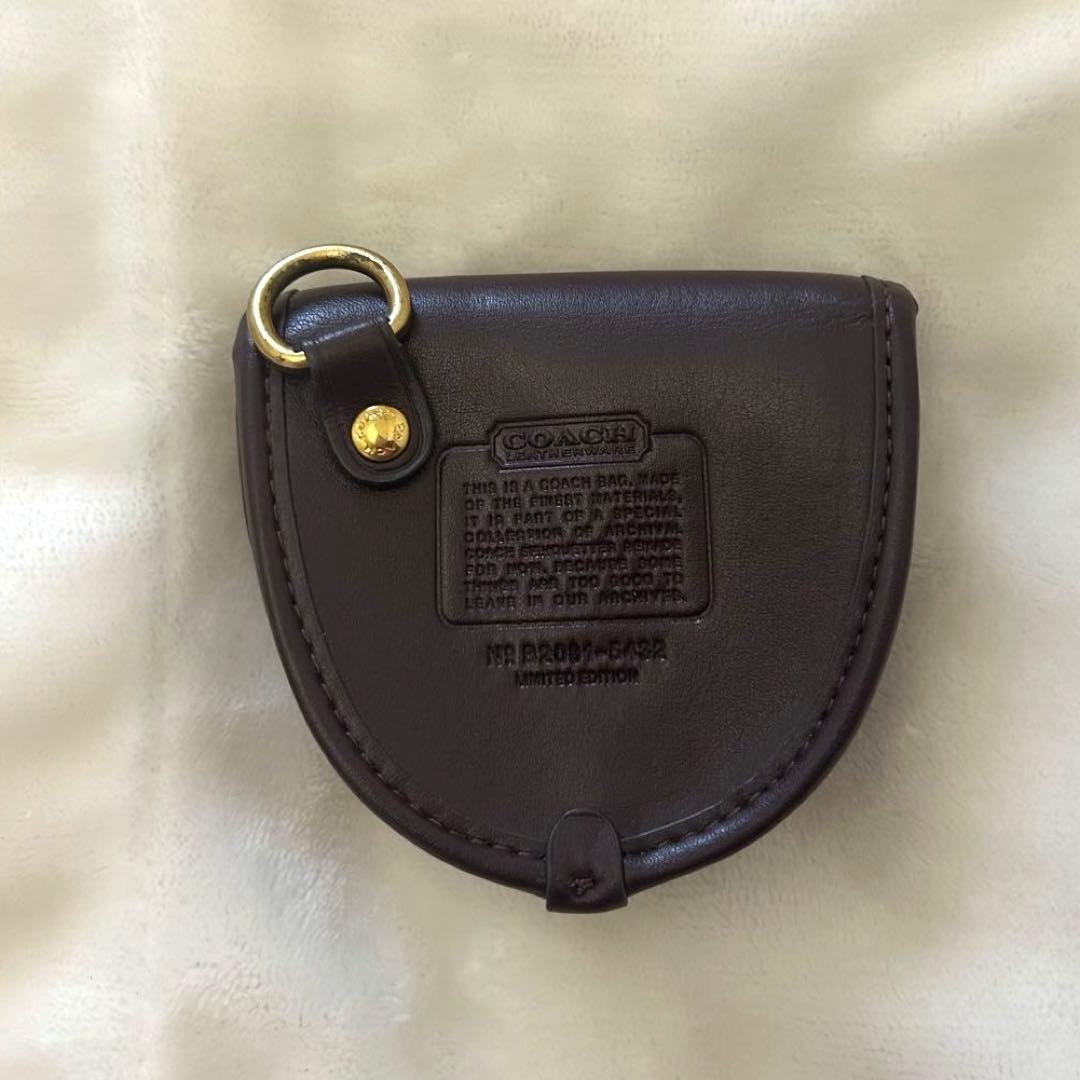 小物 COACH saddle bag charm turnlock bey fob