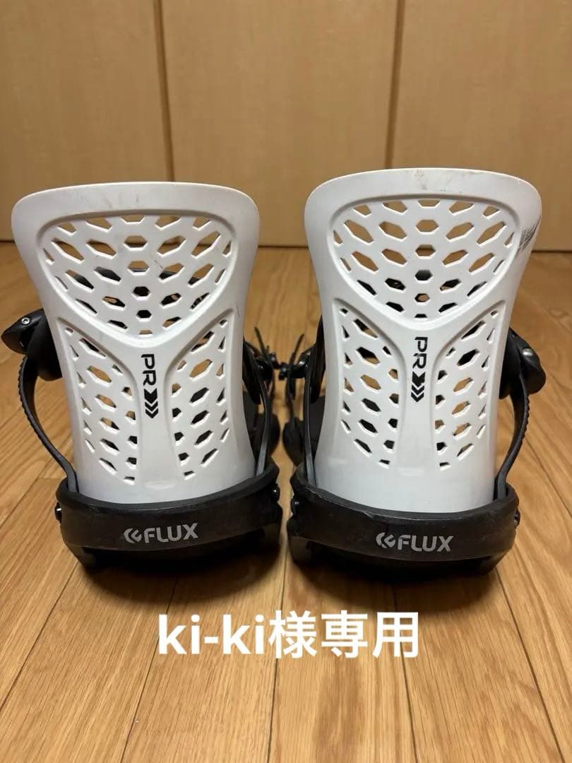 FLUX PR スノーボードビンディング ホワイト/ブラック　MLサイズ