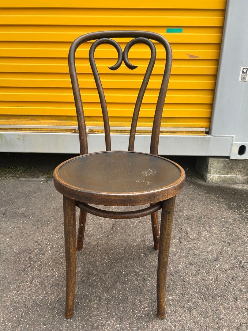 ほわいと　　　ベントウッドチェア