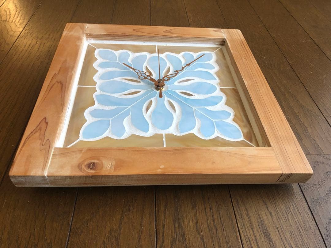 パンの木のステンドグラス掛け時計