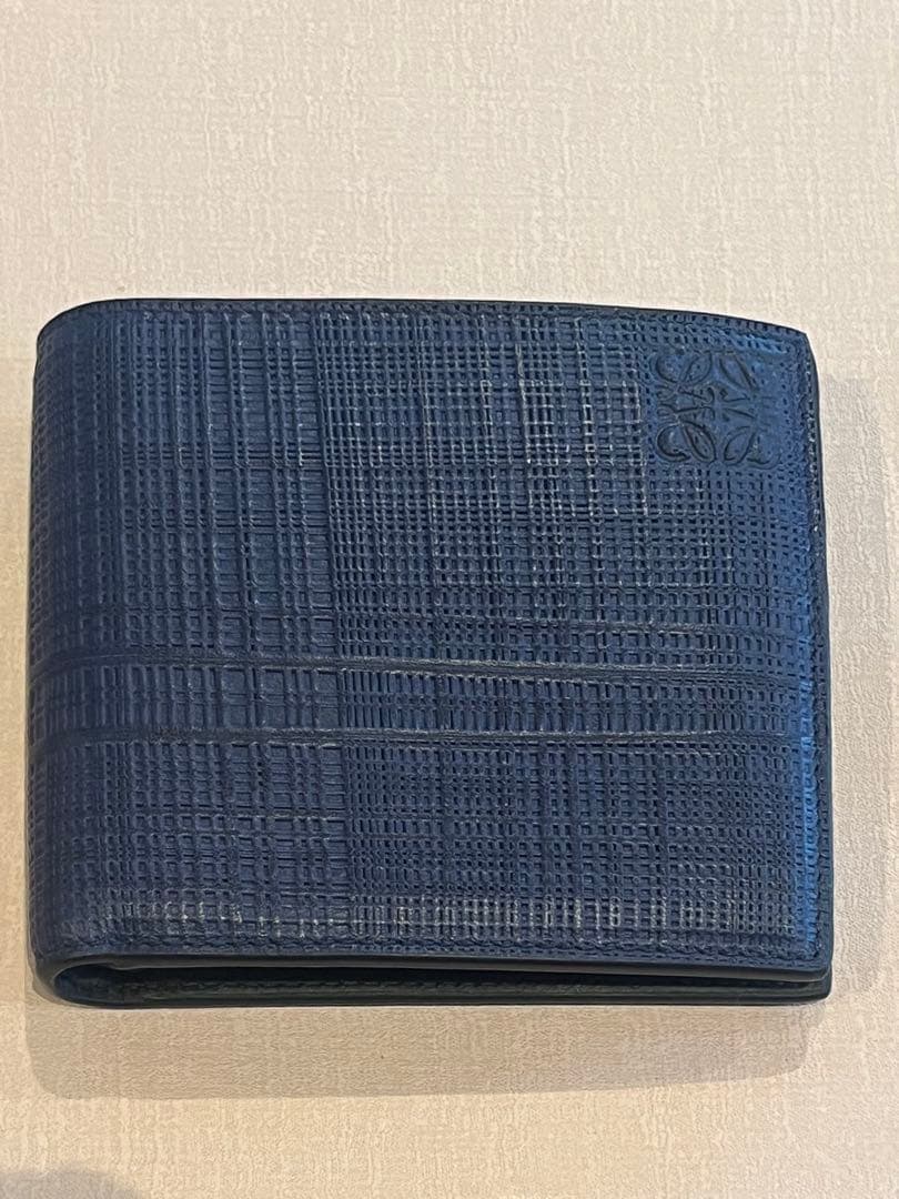LOEWE ダークブルー 二つ折り財布