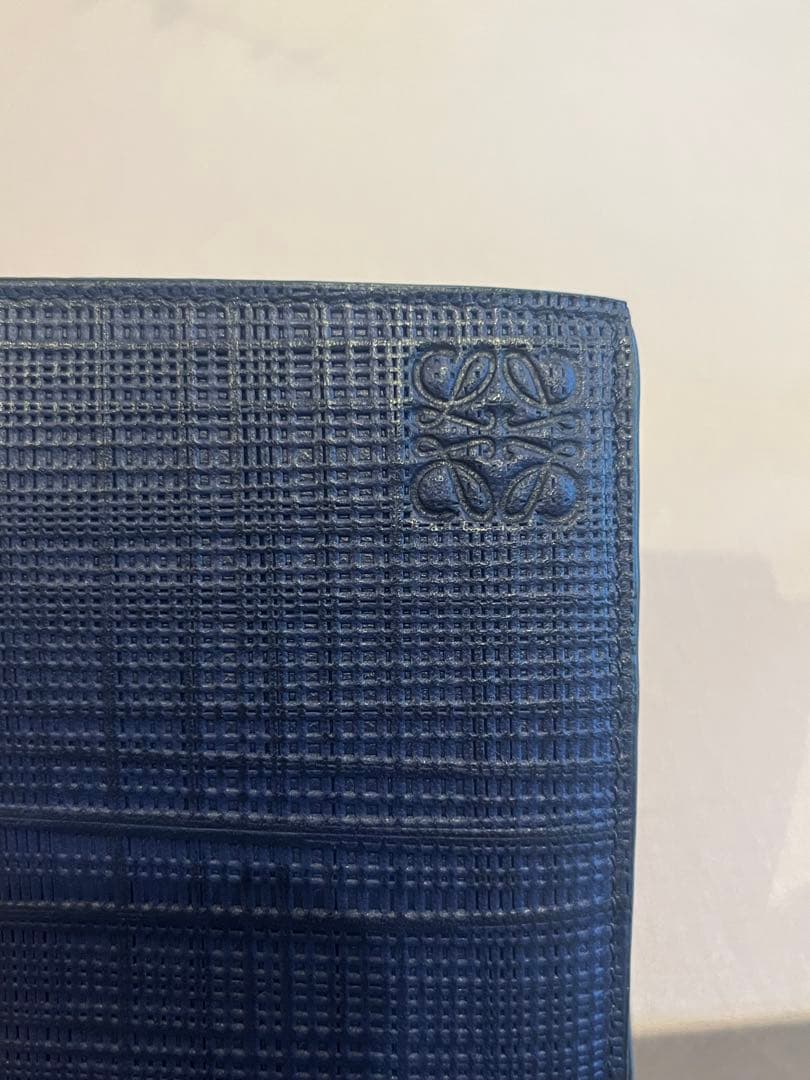 LOEWE ダークブルー 二つ折り財布