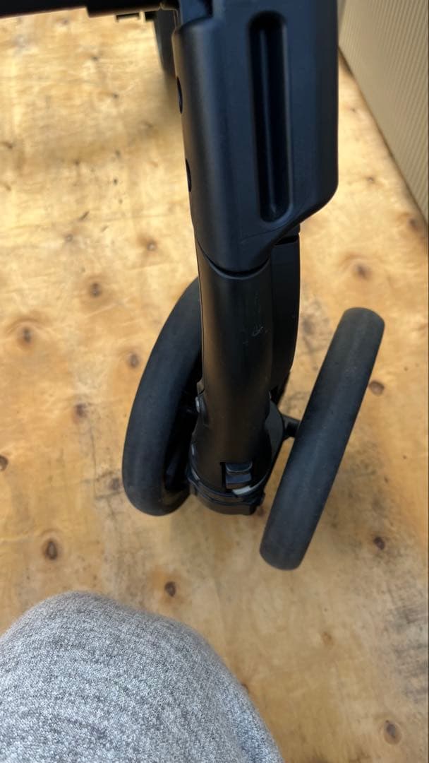 極美品✨コンビ　ベビーカー　AttO typeS　ネイビー　エッグショック