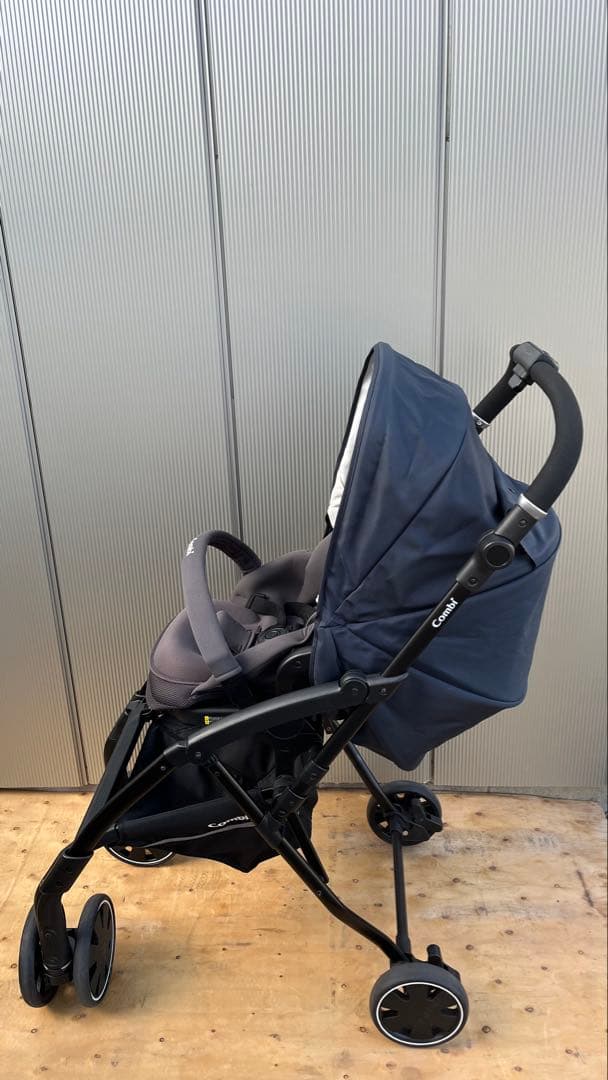 極美品✨コンビ　ベビーカー　AttO typeS　ネイビー　エッグショック