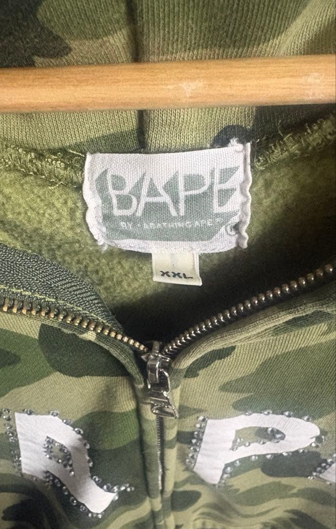 A Bathing Ape フルジップパーカー ラインストーン