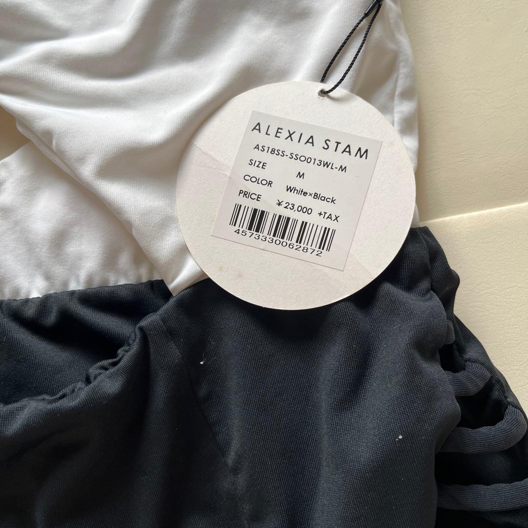 ワンピース水着 ホワイト・ブラック カットアウトデザイン