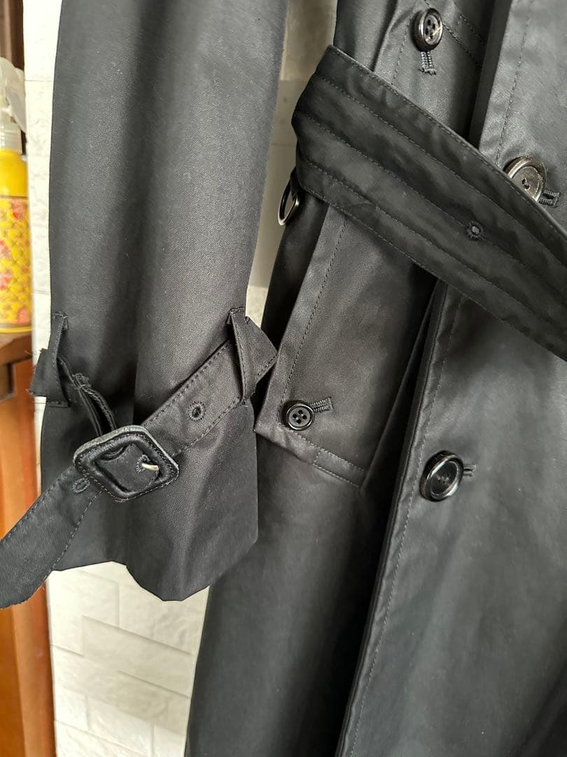 【希少】【極美品】アクアスキュータム トレンチコート 黒 英国製 裏地ストライプ