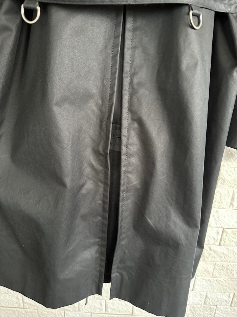 【希少】【極美品】アクアスキュータム トレンチコート 黒 英国製 裏地ストライプ