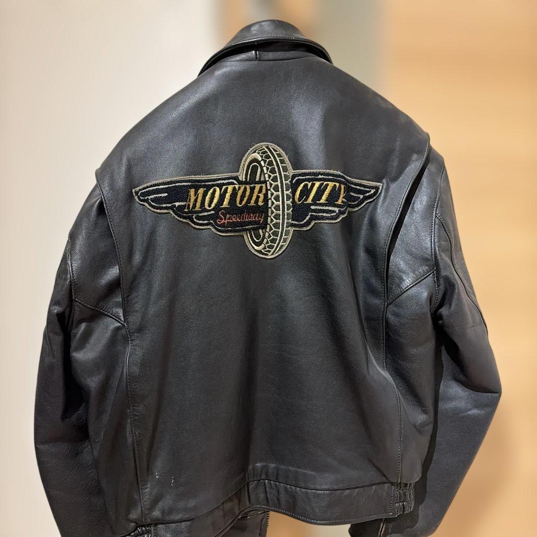 AVIREX レザージャケット ワッペン ブラック 黒 M 裏地キルティング