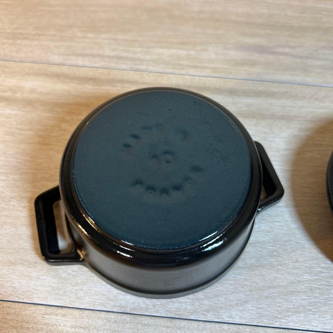 ストウブ　ココットラウンド 20cm 10cm ブラック　両手鍋　鍋