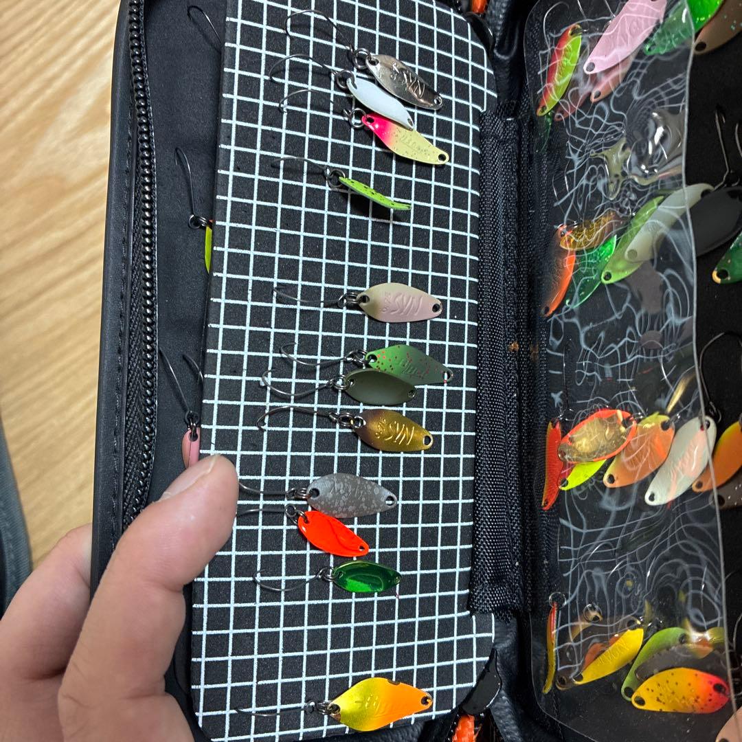 管理釣り場　スプーンセット売り