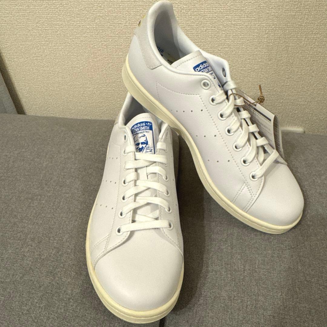 スタンスミス　限定デザインスニーカー
