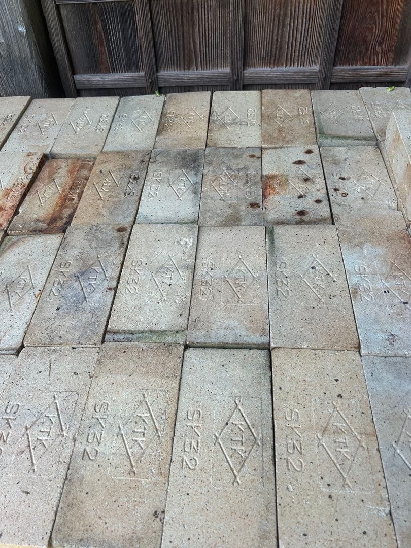 耐火レンガ　耐火煉瓦　DIY SK32 レンガ　ガーデニング