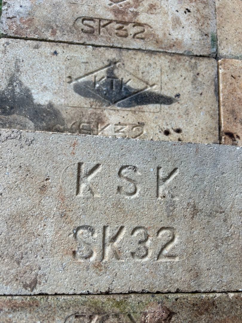 耐火レンガ　耐火煉瓦　DIY SK32 レンガ　ガーデニング