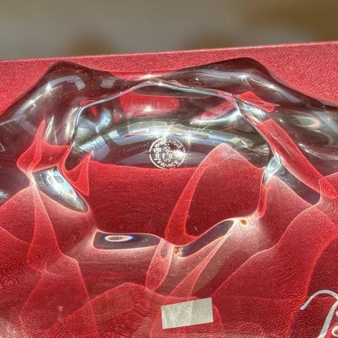 Baccarat バカラ花びら型クリスタルトレイ 小物入れ 灰皿【新品未使用】