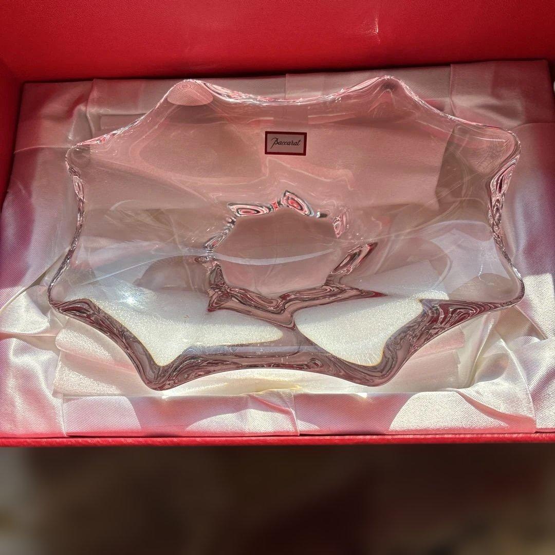 Baccarat バカラ花びら型クリスタルトレイ 小物入れ 灰皿【新品未使用】