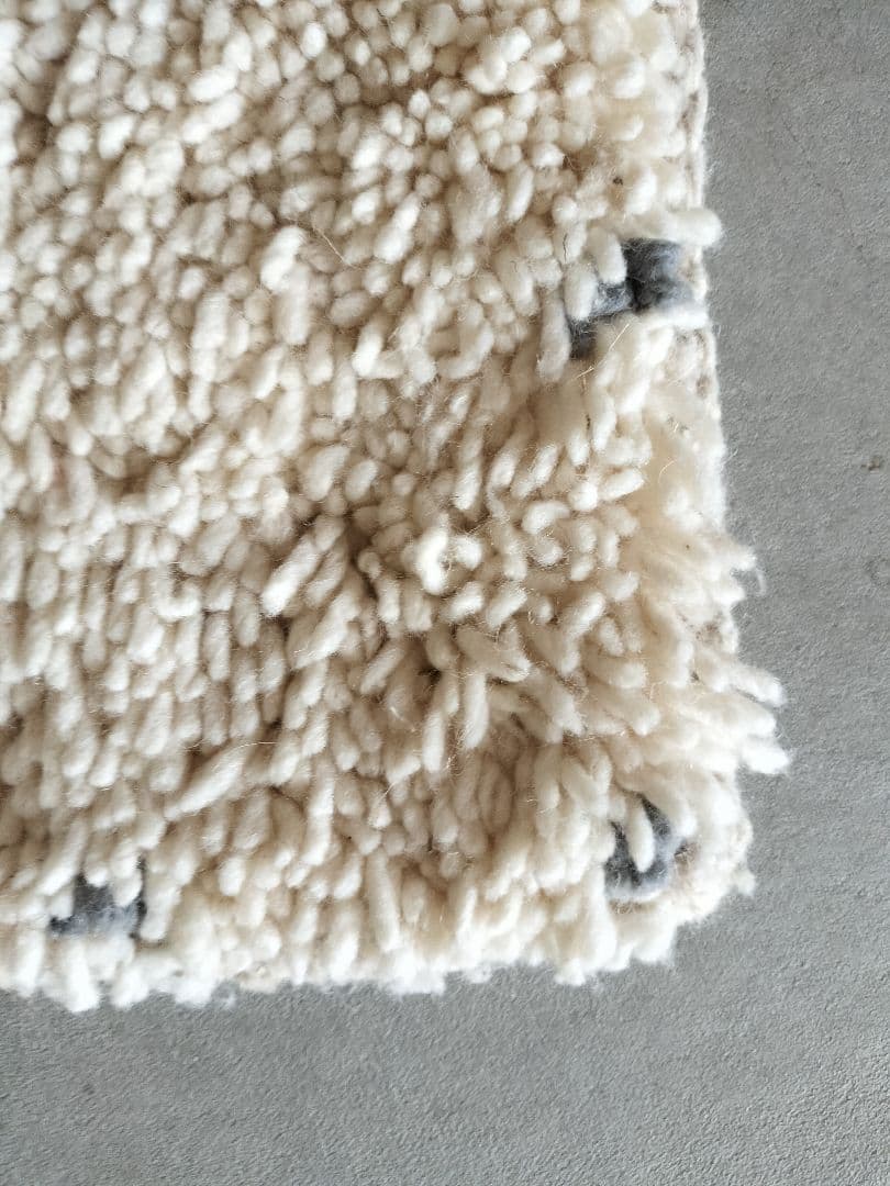 新品/人気/淡いグレードット　アイボリーベースベニワレンNo.693