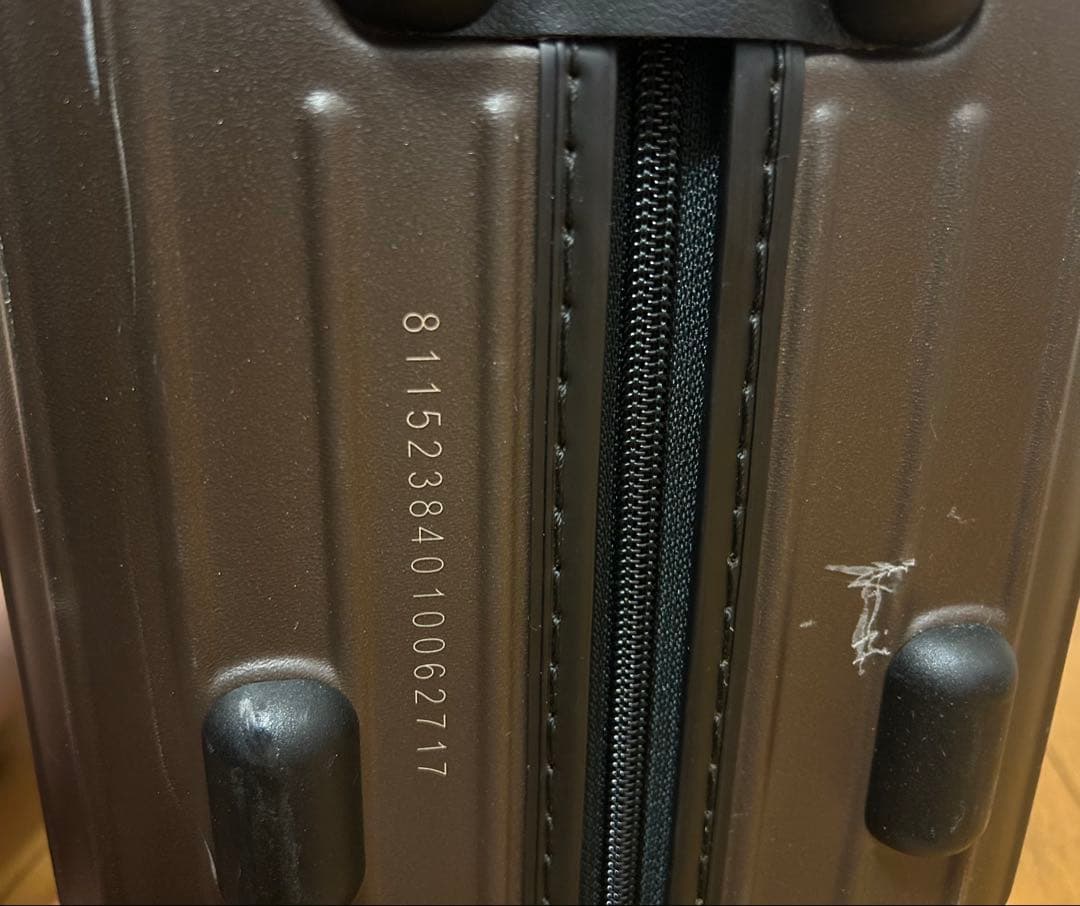 RIMOWA リモワ　サルサ エッセンシャル　キャビン　ブラウン　4輪