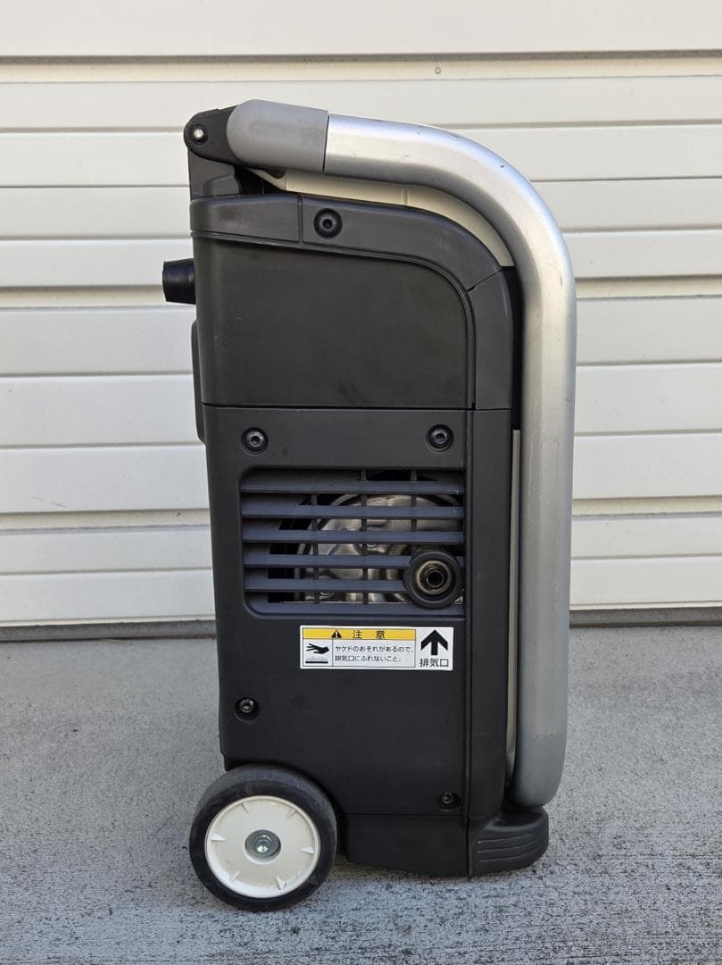 421 8/24★ホンダ EU9iGB エネポ ガスボンベ式 発電機★