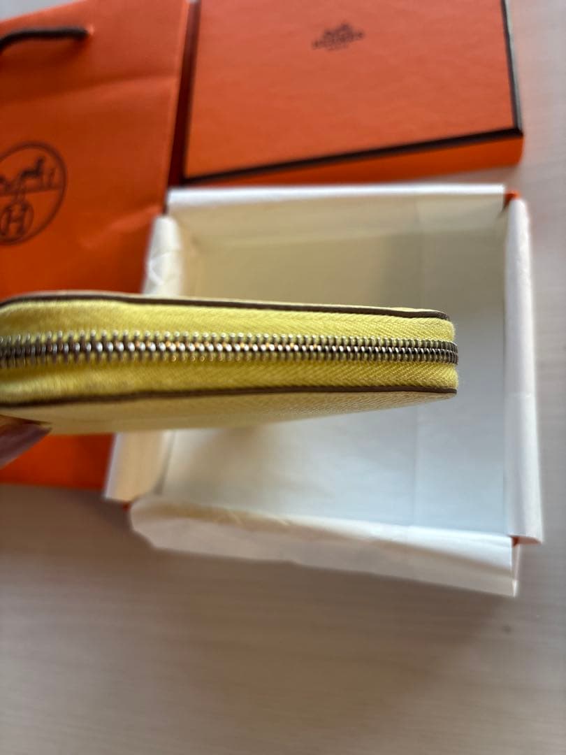 最終値下げ　 エルメス　シルクインコンパクト　イエロー