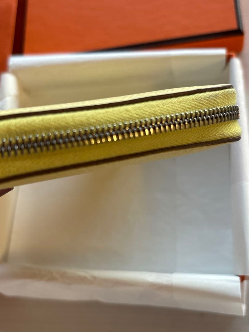 最終値下げ　 エルメス　シルクインコンパクト　イエロー