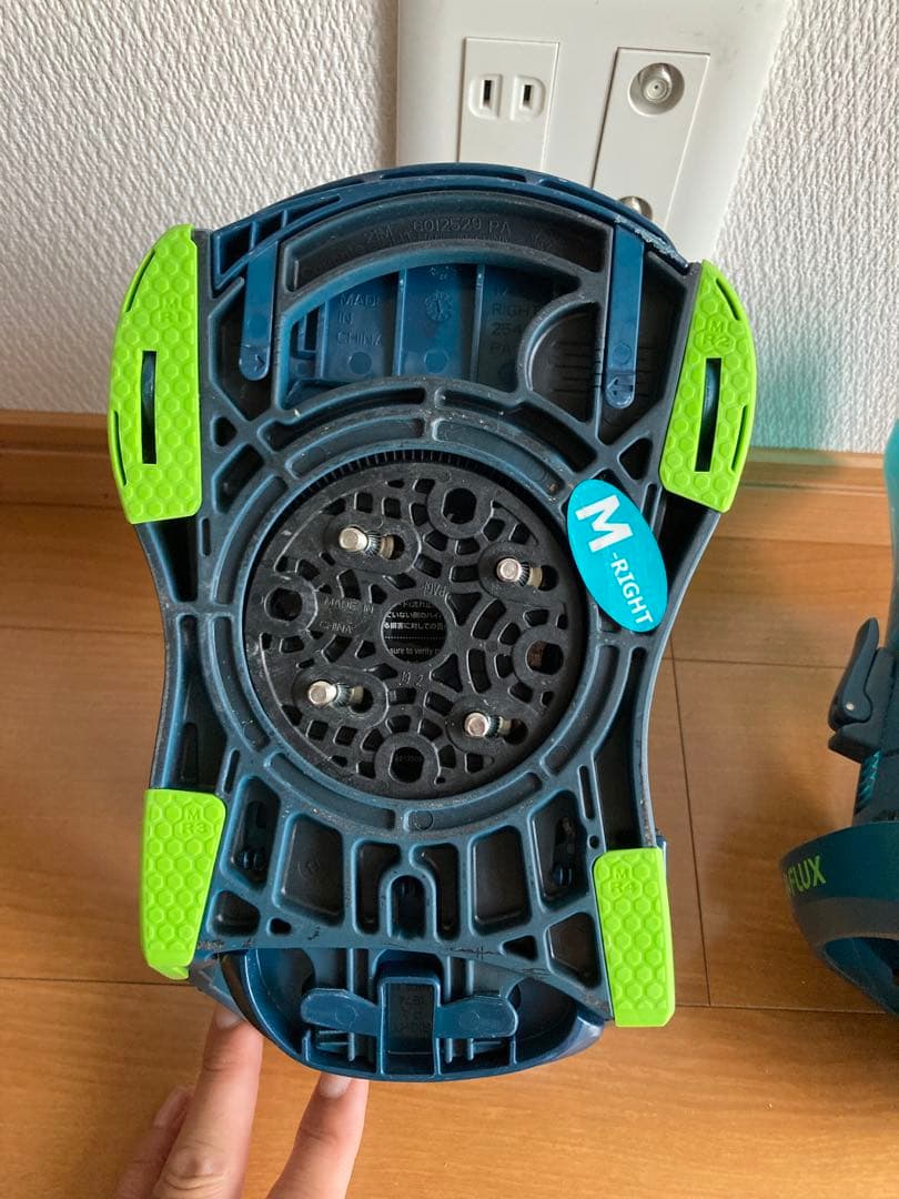 FLUX CV スノーボードビンディング