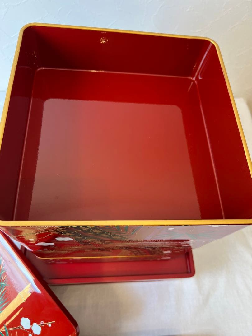 華やかな新年に！新品未使用会津塗五段重箱台付き　 慶事松竹梅鶴亀柄