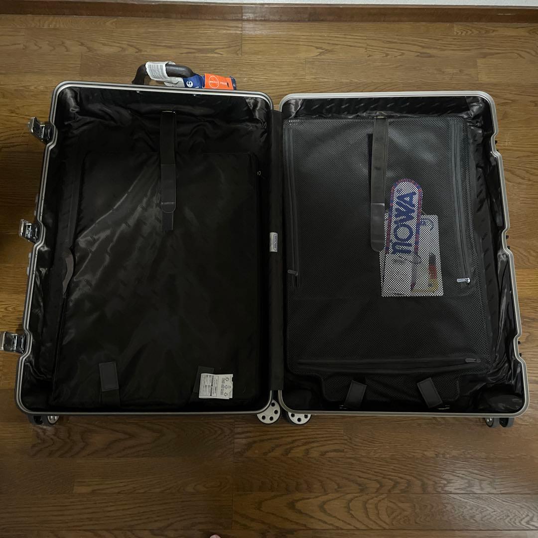 リモワ　トパーズプレミアム　4輪スーツケース