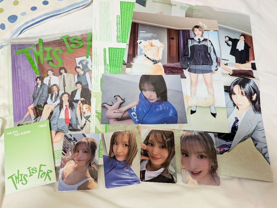 TWICEモモサイン入りThisisForアメリカ版